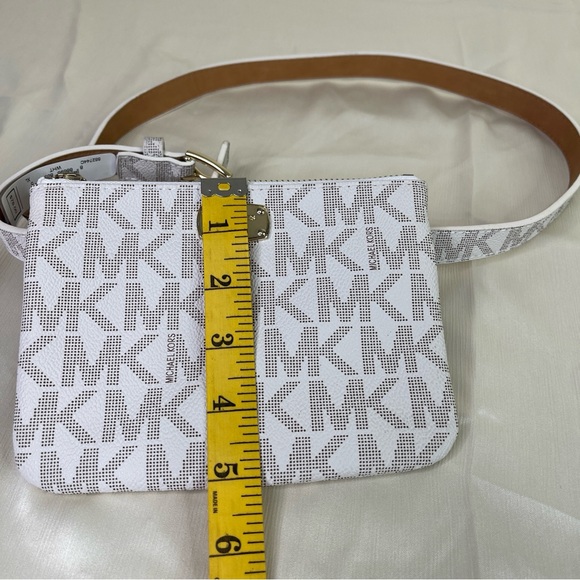 Michael Kors Belt Bag Fanny Pack 552744C WHT XL - Picture 13 of 15